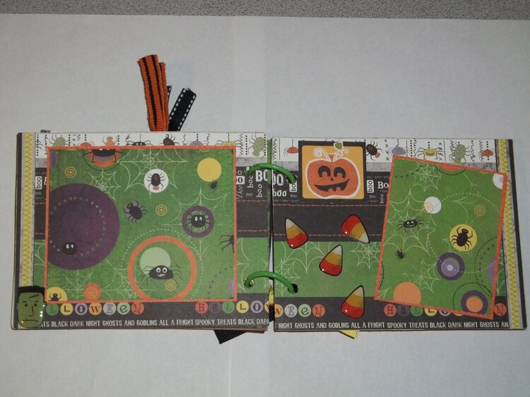 Halloween chipboard Mini Album