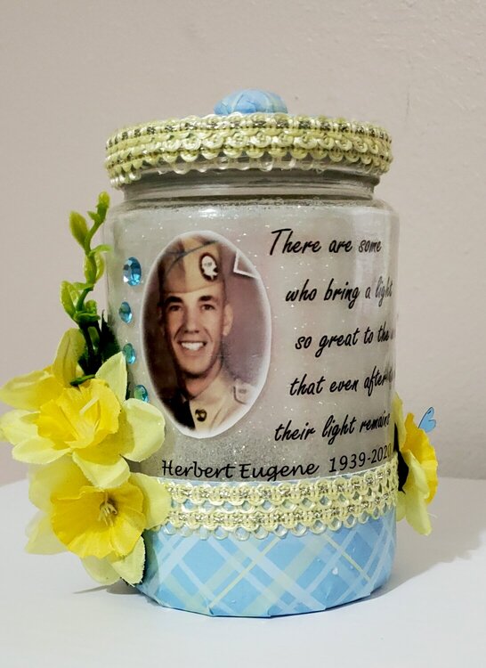 Dad&#039; s memorial jar for mom