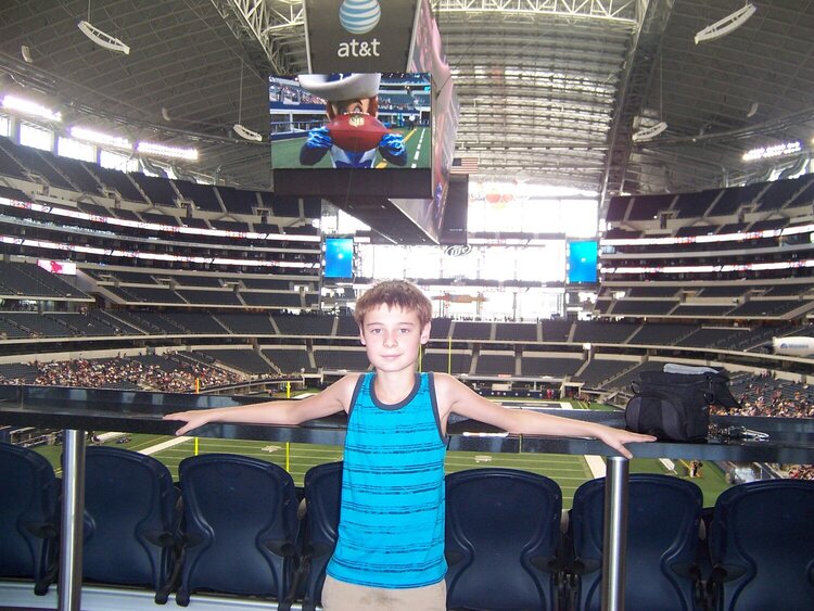 Cody at  COWBOYS old stadium