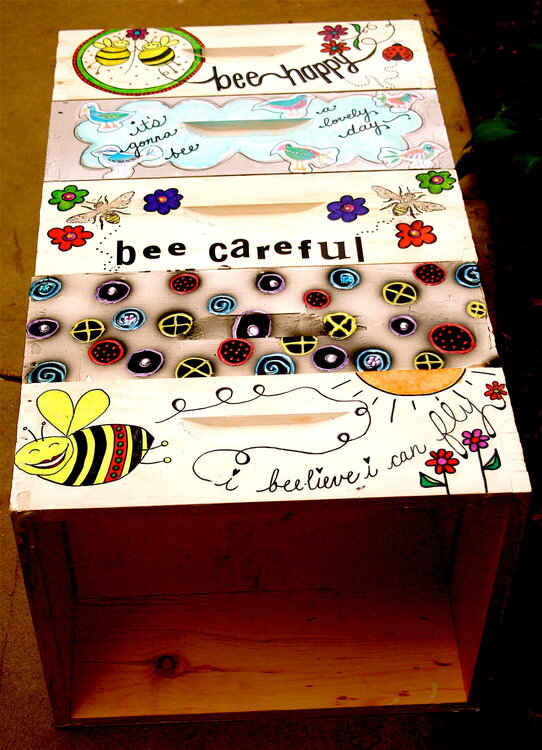 ^*BEE BOXES*^