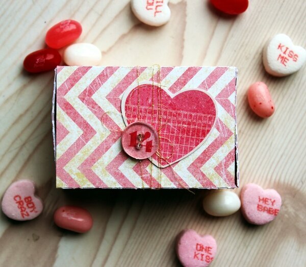 Valentine&#039;s Button Matchbox **Epiphany Crafts**