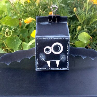 halloween bat treat box