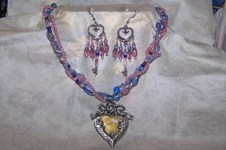 photo necklace and earrings
