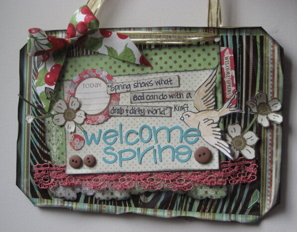 Welcome Spring Wall Hanging