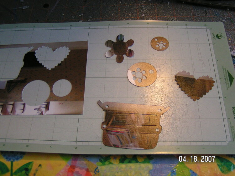 Cutting a photo with the Cricut  (2)