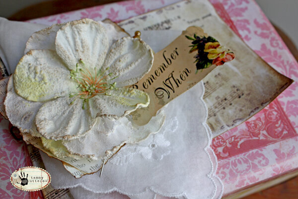 New Glitz Design Love Nest: Vintage Keepsake Box