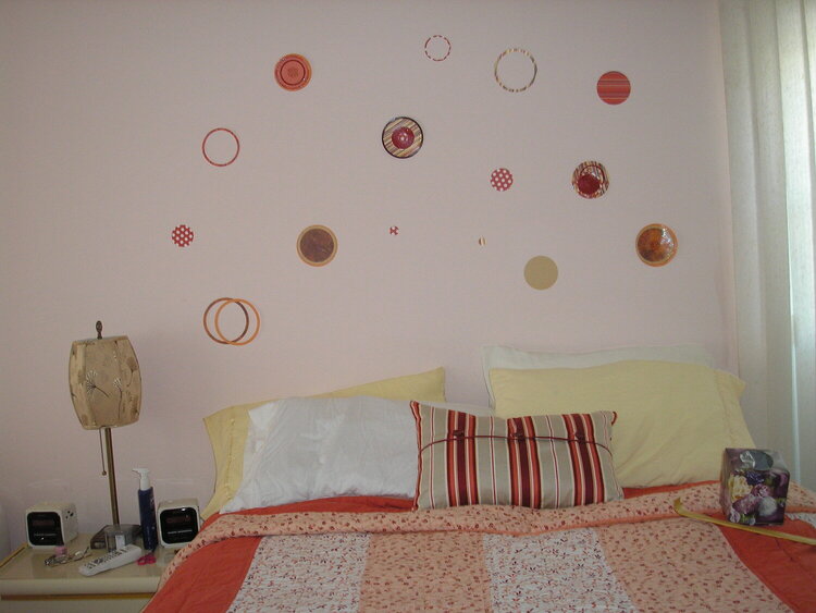 Cricut Circles Decorate Wall
