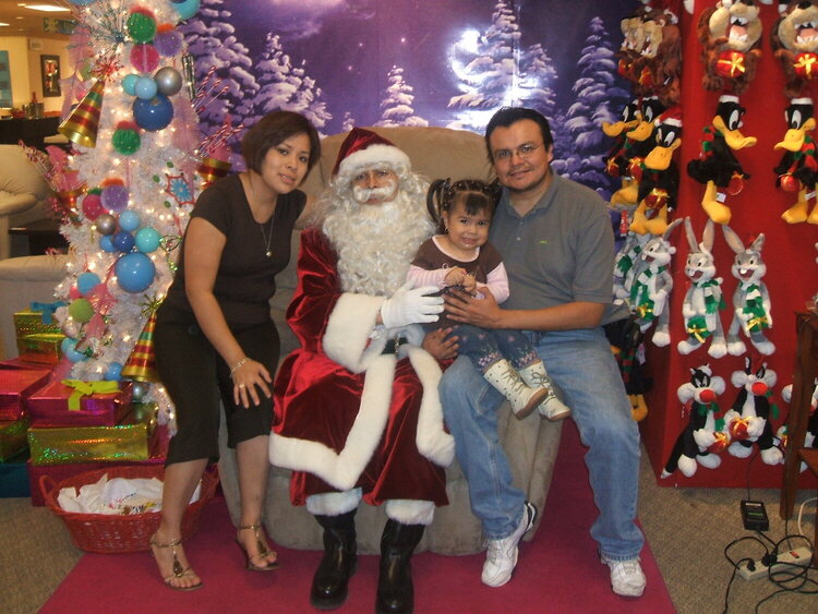 Con Santa Fam Lopez Gaytan Dic 2007