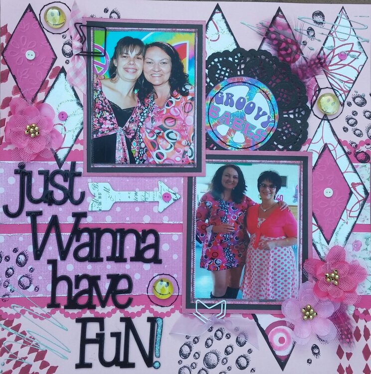 Girls just wanna have fun! (right page)