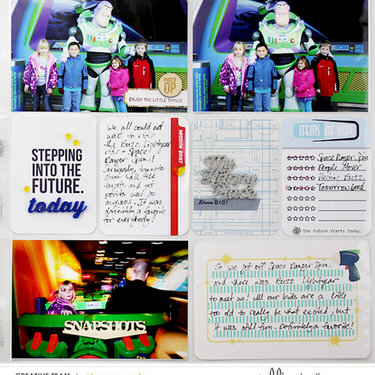 Disney Album | Tomorrowland Meeting Buzz Lightyear