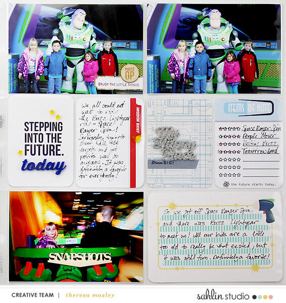 Disney Album | Tomorrowland Meeting Buzz Lightyear