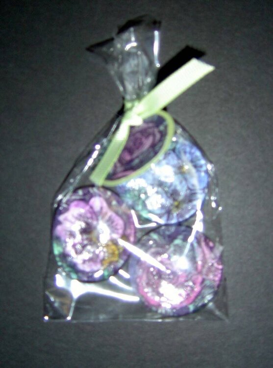 Flower Magnets - bagged