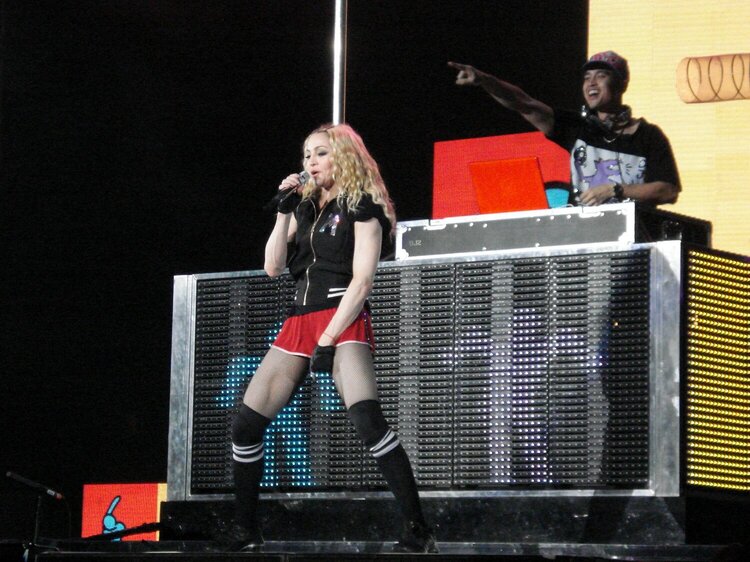 MADONNA - STICKY &amp; SWEET TOUR 2008