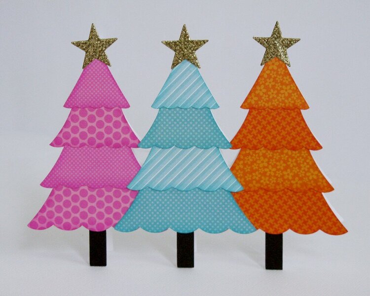 A Doodlebug Christmas Tree Card by Mendi Yoshikawa