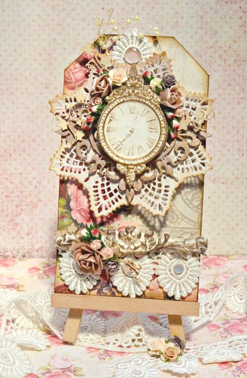 Floral Clock Tag