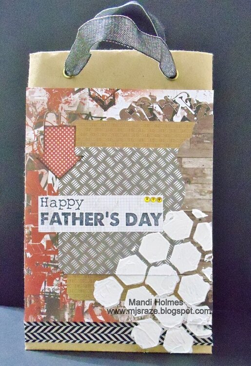 Father&#039;s Day gift bag
