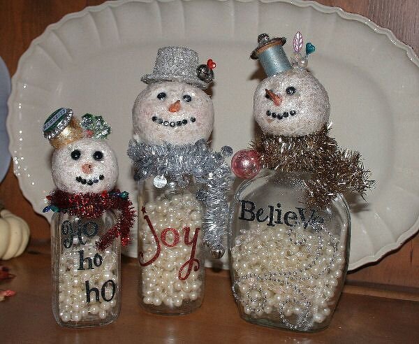 snowmen bottle family