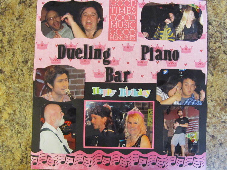 Dueling Piano Bar