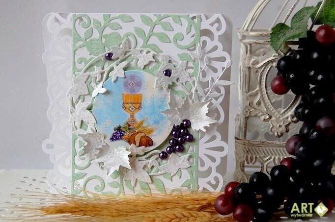 First Communion card with filigree background