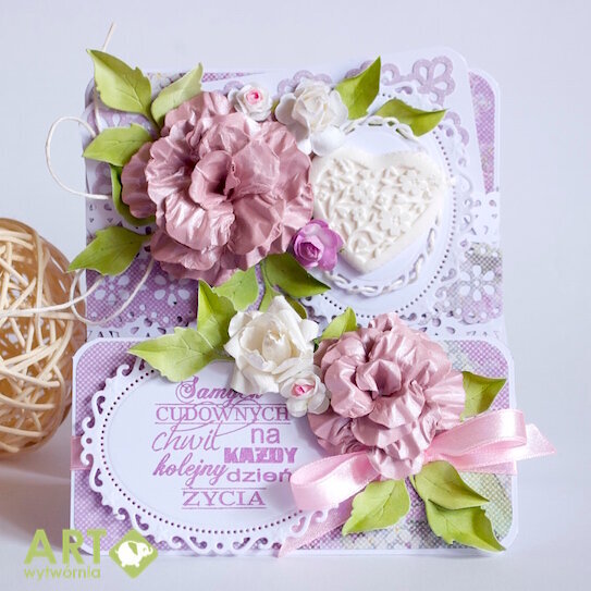 Stair step card with handmade roses