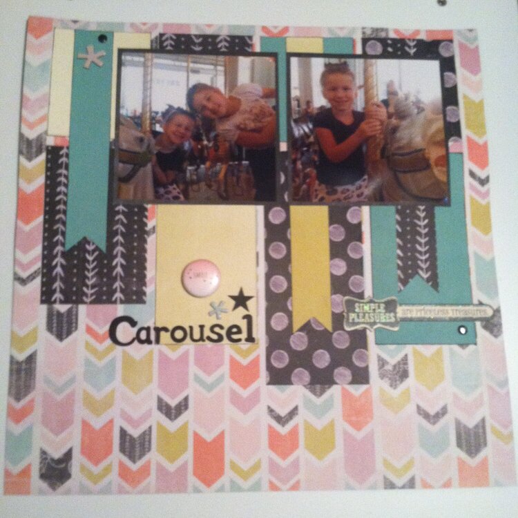 Carousel 12x12 Layout - Zoe