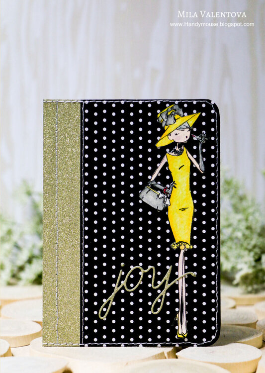 Passport cover &quot;Audrey Hepburn in sparkling gold&quot;.