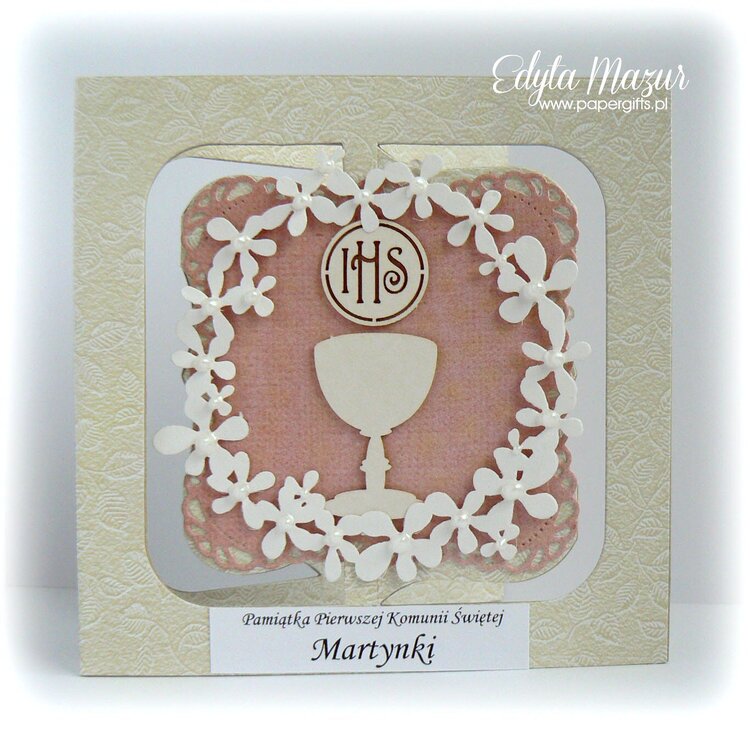 Beige and powder pink with a wreath of flowers - Souvenir Holy Communion Martynki