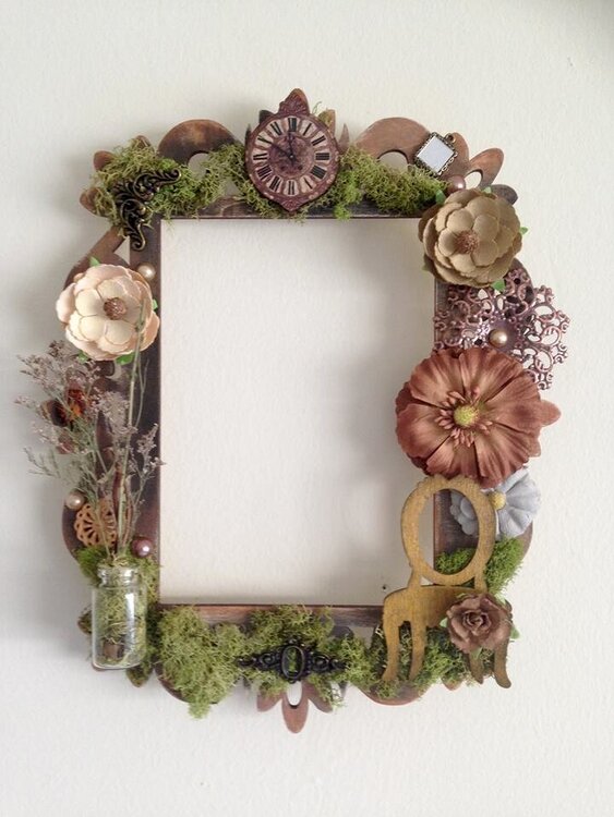 Garden art frame