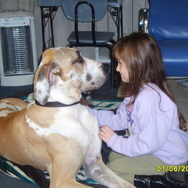 alexis and scooby seeing eye to eye