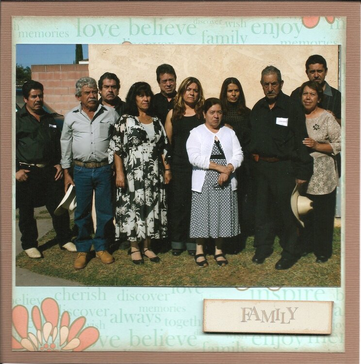 Familia Album Pg01