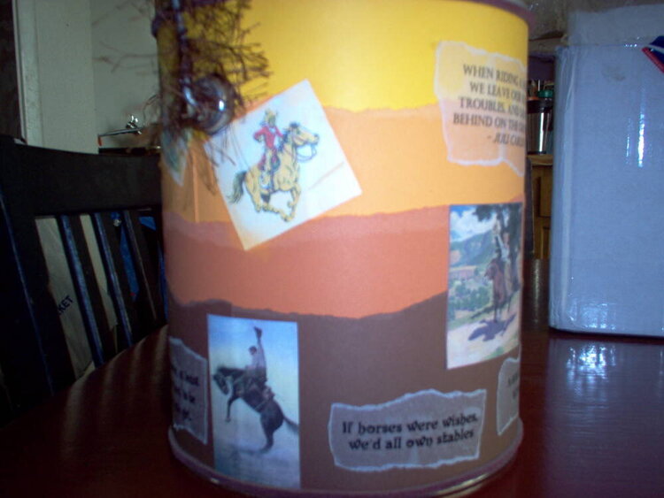 Horse paint can 4