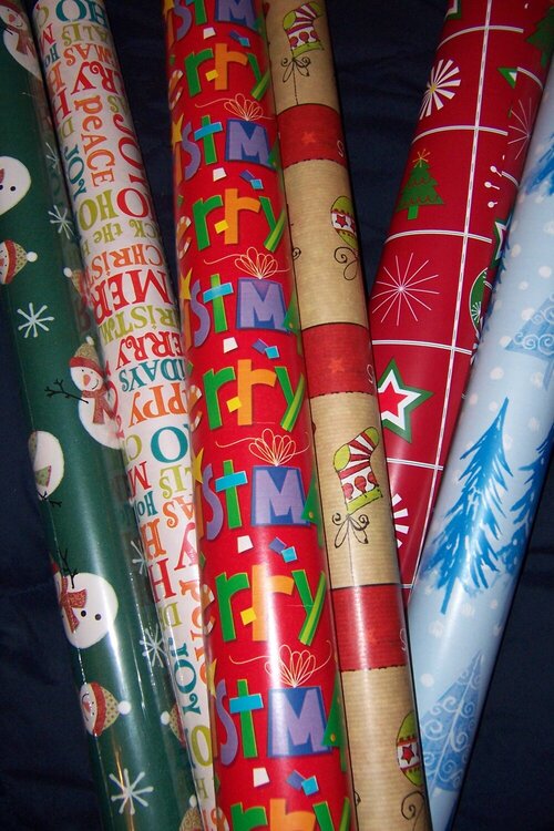 #16 Wrapping Paper - 10 pts