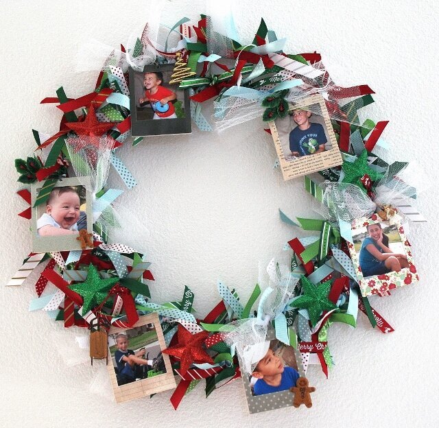 Christmas photo wreath **Pebbles DT**