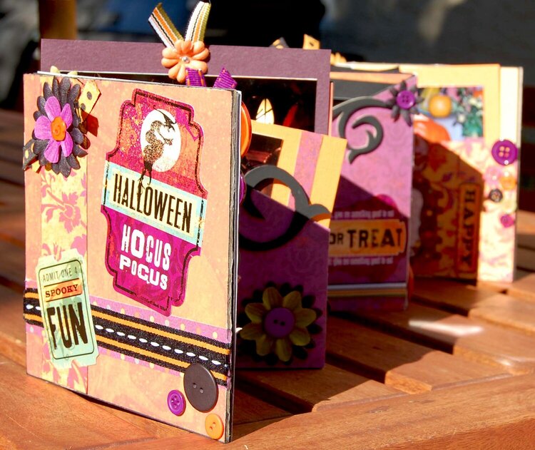 Front of Halloween Mini