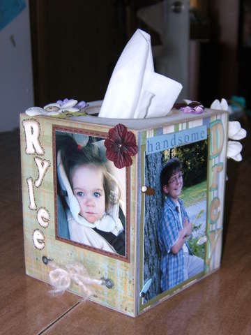 Tissue box holder for Mother&#039;s Day1