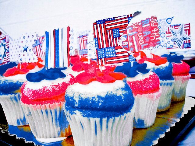 Patriotic Cupcake Toppers