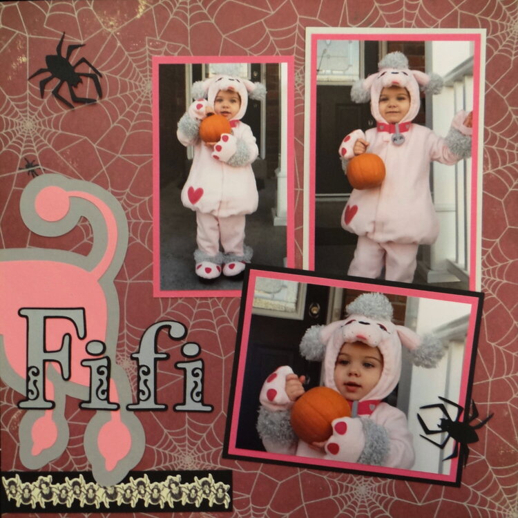Fifi at Halloween - RHP