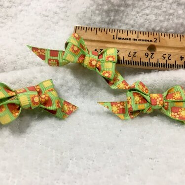 1&quot; double loop bows in green, orange and yellow