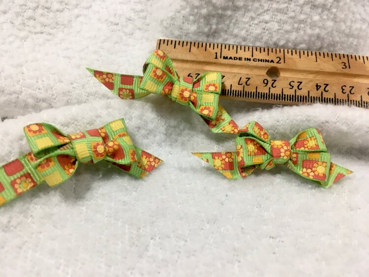 1&quot; double loop bows in green, orange and yellow