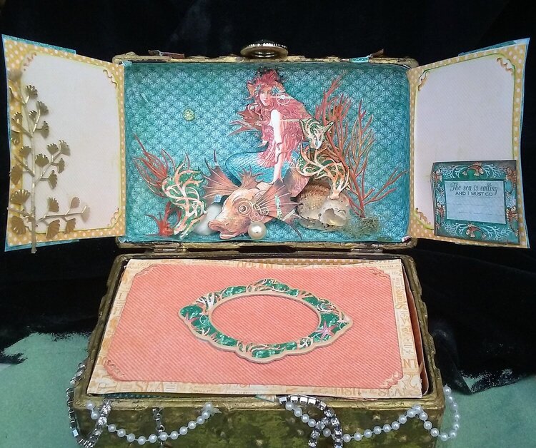 Voyage Beneath the Sea, A Mermaid&#039;s Treasure Chest Mini Album