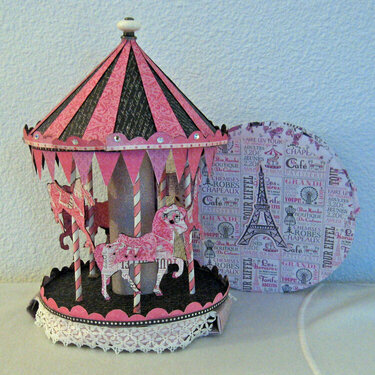 Scrapousel - moving carousel 9 page scrapbook album with cover