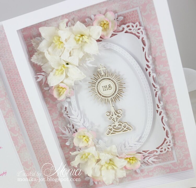 Card-book for first communion inside