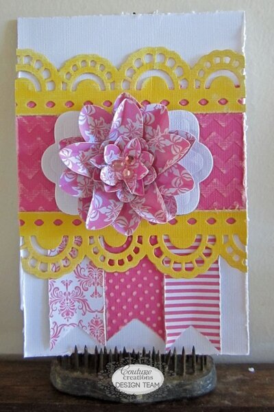 Lace Border Card - Couture Creations