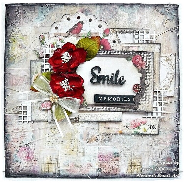 &#039;Smile&#039; canvas for My Creative Scrapbook