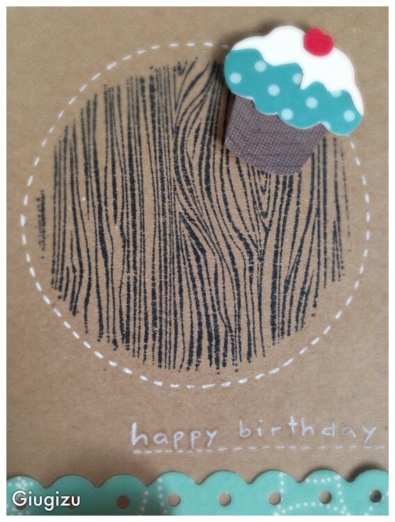 Woodgrain &amp; cupcake birthday card