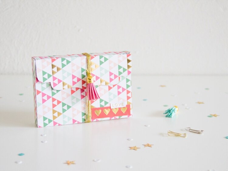 Card Set + Box as Gift Idea.