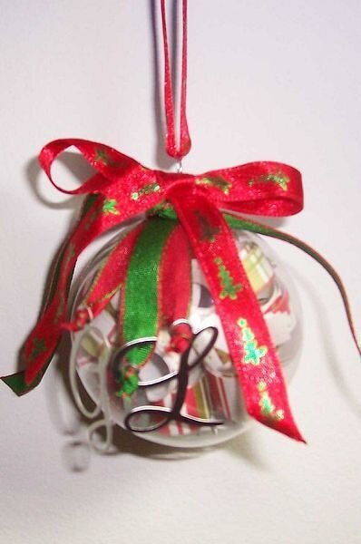 Christmas Rolled Paper Ornament