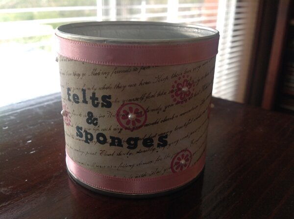 WSW14 A Makeover &#039;Felts &amp; Sponges&#039; tin