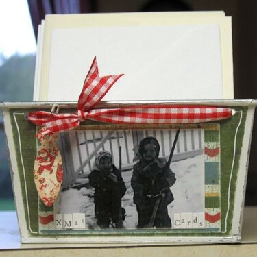 ~Altered tin Christmas Card Holder~  Daisy D's MistleToe