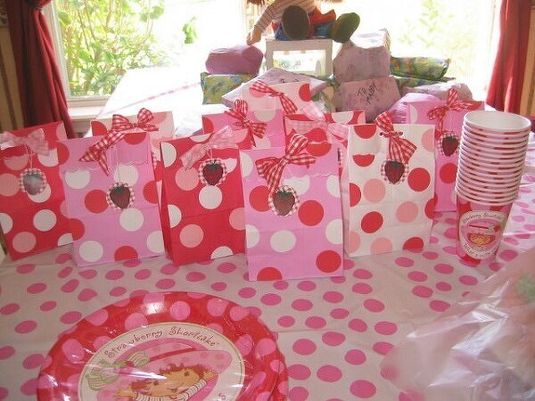 Strawberry Shortcake Birthday Party *Party Bags